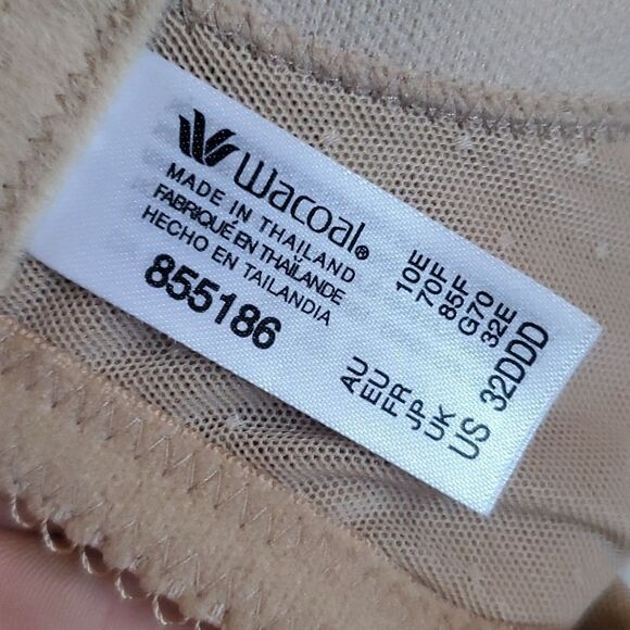 Wacoal | Lace Underwire Bra - Picture 3 of 6